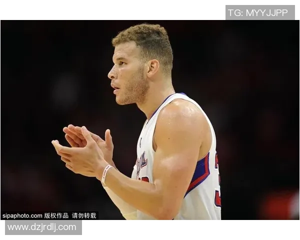 火箭队与快船队激战正酣精彩文字直播全程回顾与分析